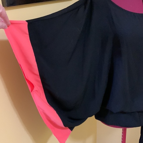 VaVa  Womens Off The Shoulder Flowy Casual Batwing Sleeves Blouses Loose NWOT - Picture 3 of 9